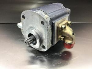 Liebherr Zahnradpumpe